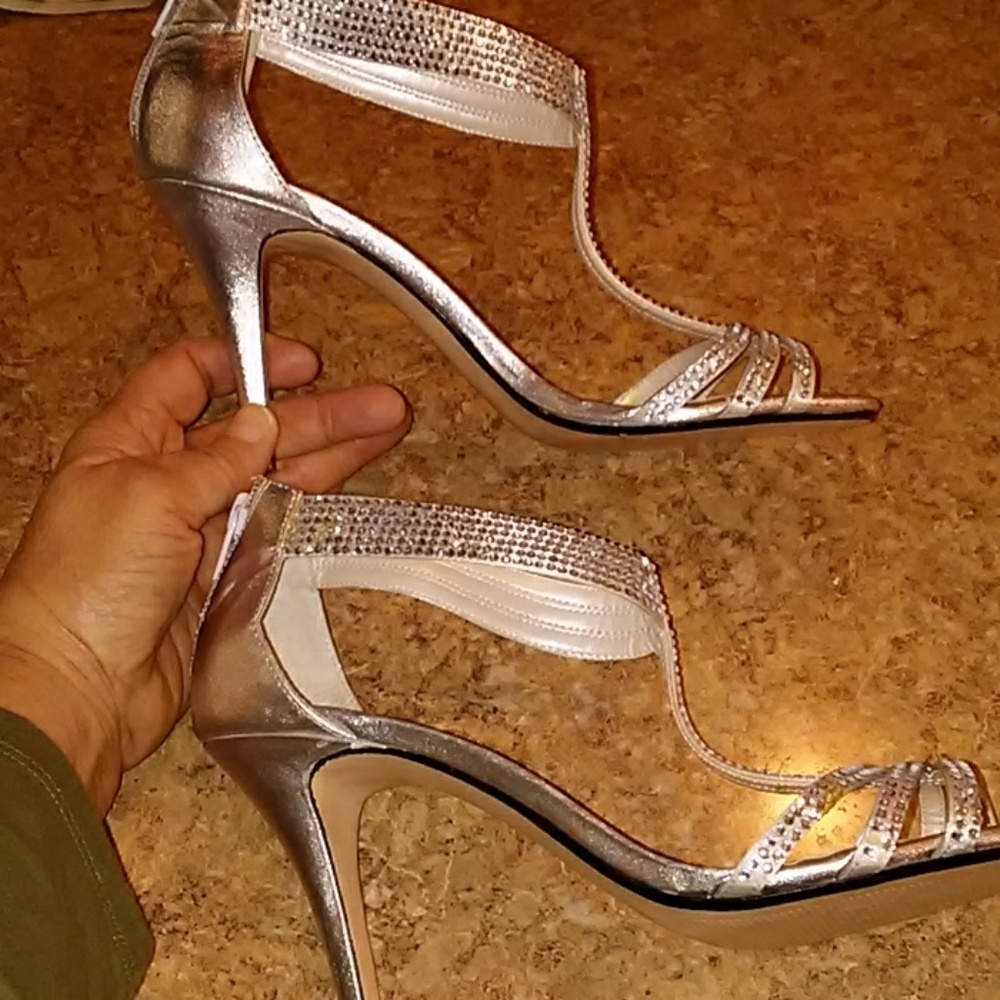 Women's Silver Rhinestone Sandals - Picture 3 of 8